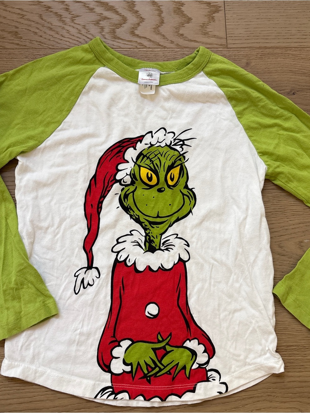 Hanna Andersson grinch shirt size 8